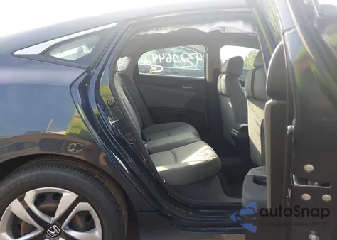 2017 Honda Civic Lx z USA, uszkodzony, nr VIN 19XFC2E59HE011485